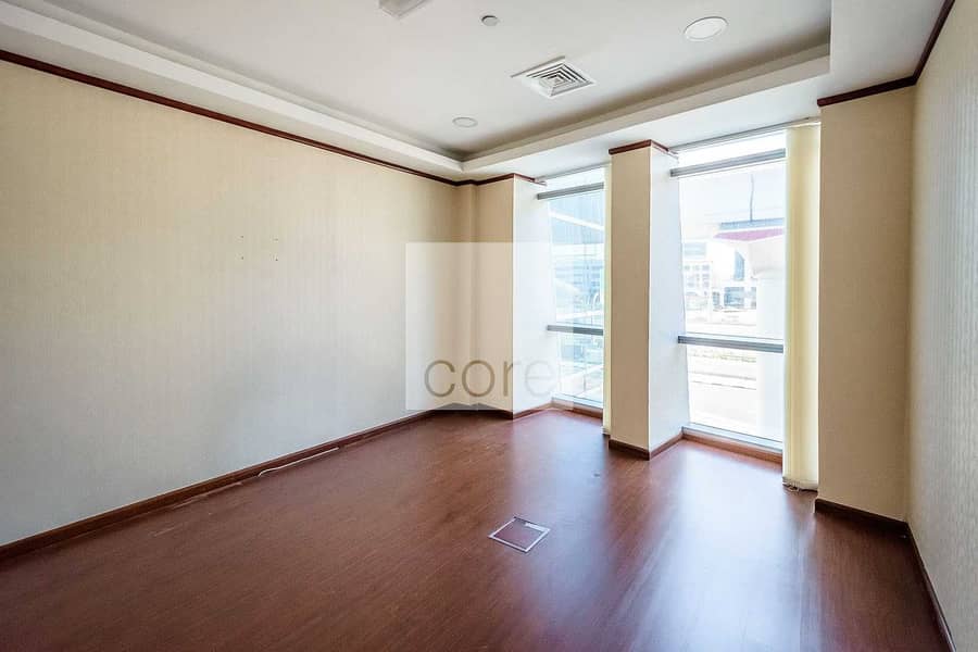 5 Fitted Office | Low Floor | Parking | DED