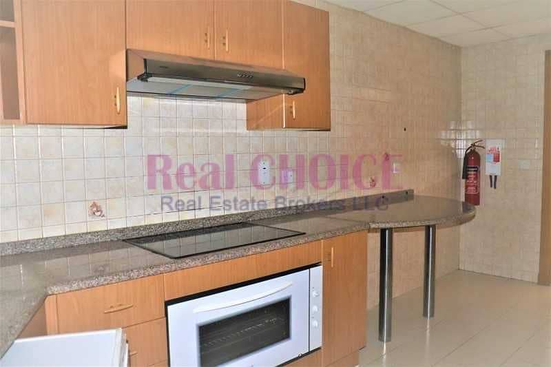 22 Luxury 2BR|Chiller Free with 2 Car Parks Free