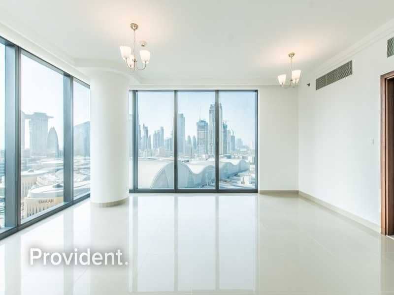 Burj Kh. View|Closed Kitchen | Corner unit |