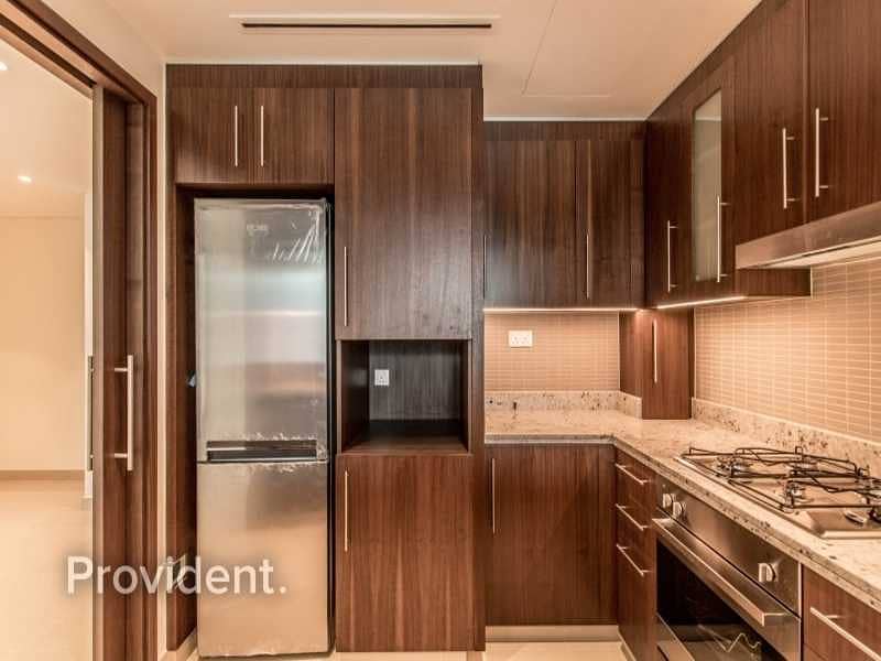 6 1 B/R Plus Study | Mid floor | Boulevard Views