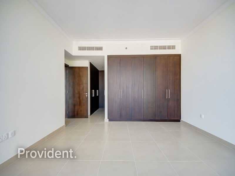 10 Spacious 2BR in Dubai Creek