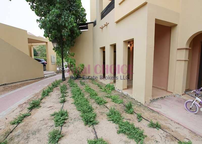 13 12 cheques | Ground floor 2br villa with direct access to greenery