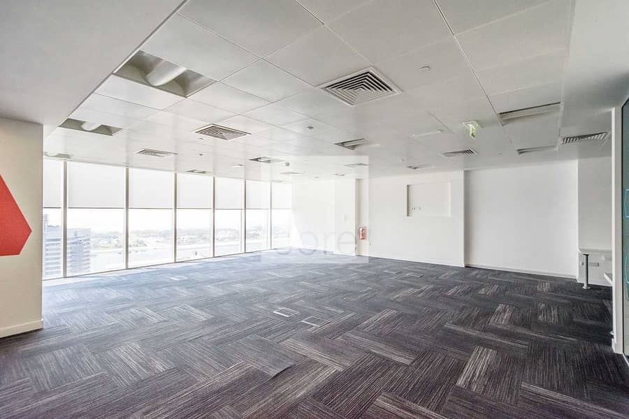 7 Fitted office on high floor good location