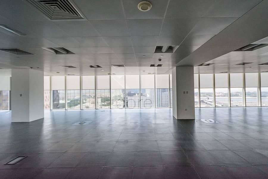 9 Ideally located spacious office high floor