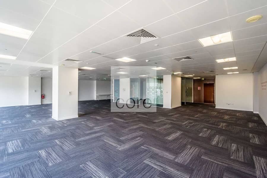13 Fitted office on high floor good location