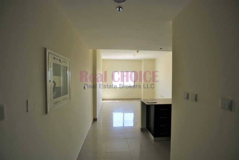 10 Spacious 2BR|High Floor| Sea View|1 Month Free Rent