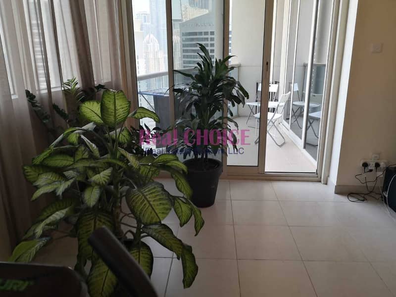 4 Near Metro | Fully Furnished | High Floor | Lake  View