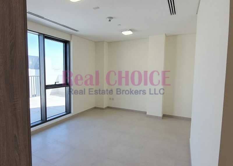 6 Brand New | 3 Bedrooms | Great Offer | Balcony