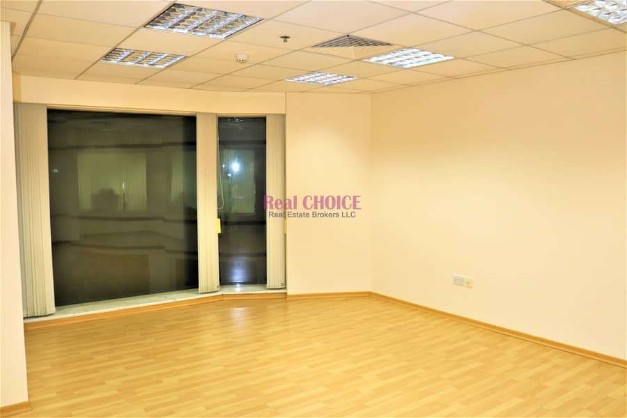 15 Fitted Office w/ Partition | Near Metro | Premium Building