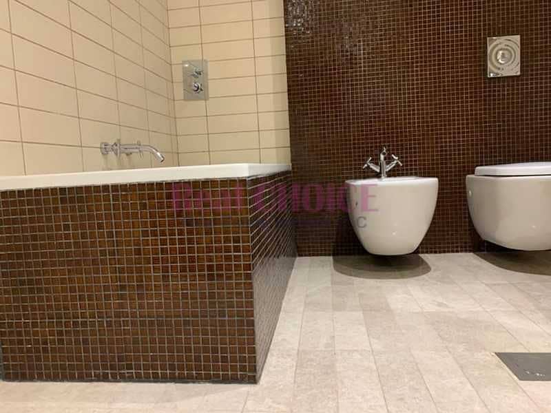 13 Chiller Free Sea View Apartment|Sheikh Zayed Road