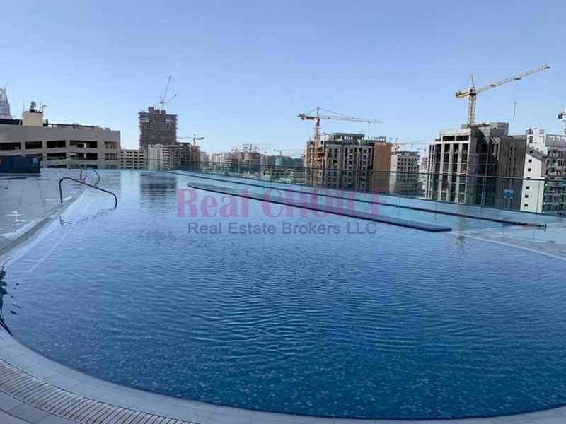 19 Chiller Free Sea View Apartment|Sheikh Zayed Road
