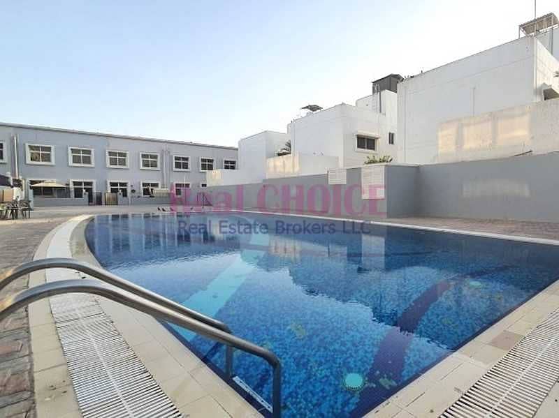9 Fabulous 3BR Villa | With Backyard & Shared Pool