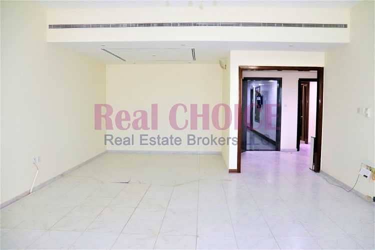 3 Spacious 3BR | Near Emirates Metro | Chiller Free