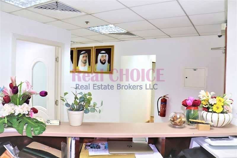 15 Office w/ Partitions in SZR | Near Metro Station