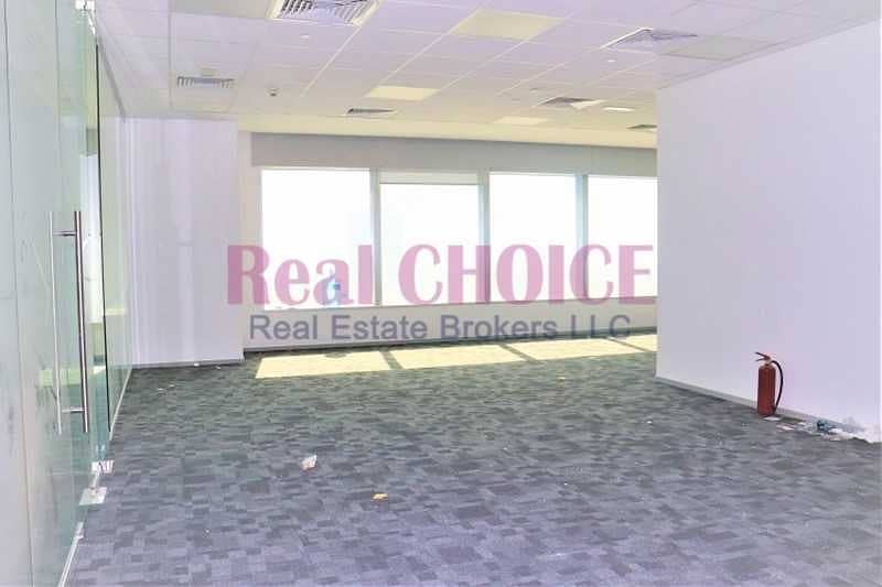 4 Fitted Office w/partitions in SZR |Well Maintained