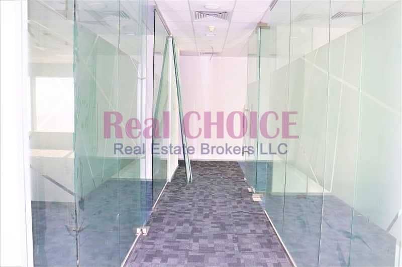 12 Fitted Office w/partitions in SZR |Well Maintained