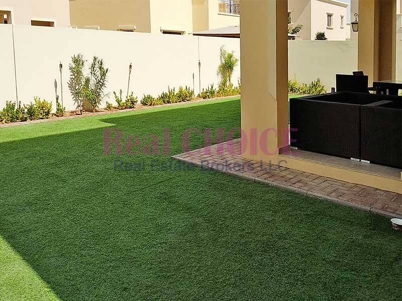 9 Type 4 | 5BR + Maid Villa | Landscaped Garden