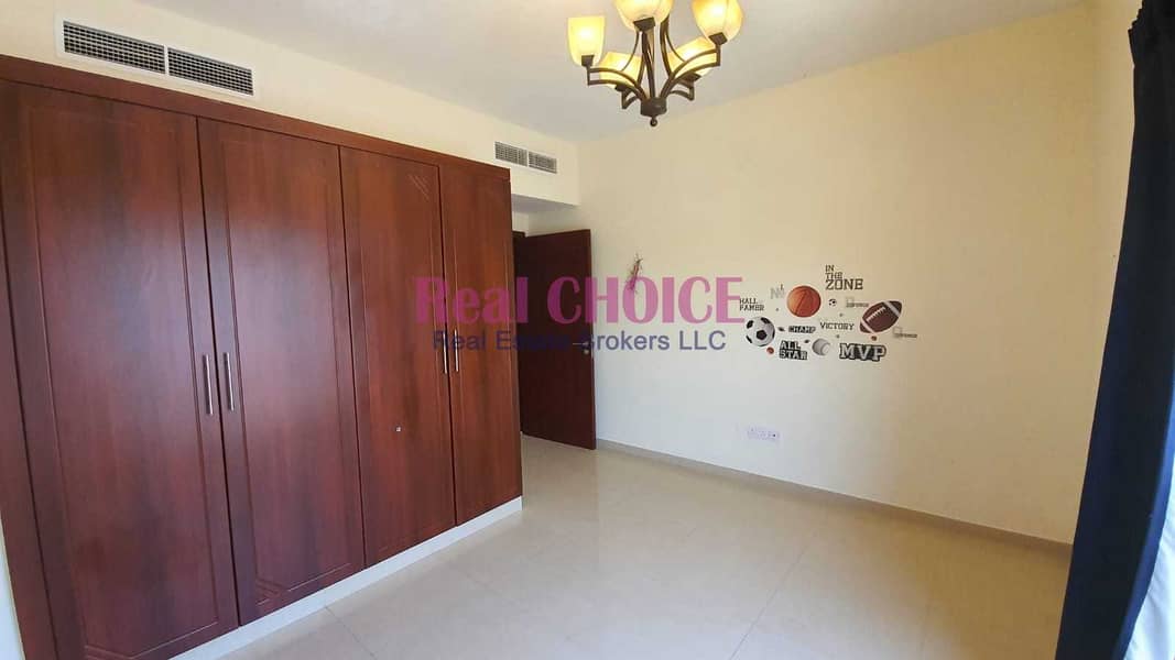 10 Fabulous 3BR Plus Maid's Room Villa for Rent in Mirdif