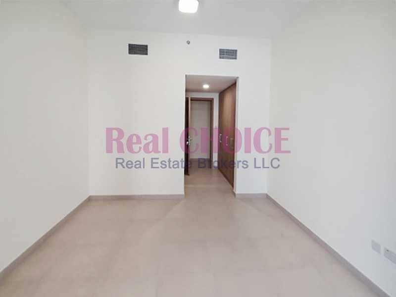 2 Best Deal I 2BR with Store And Laundry Room  I 4 to 6 Chqs