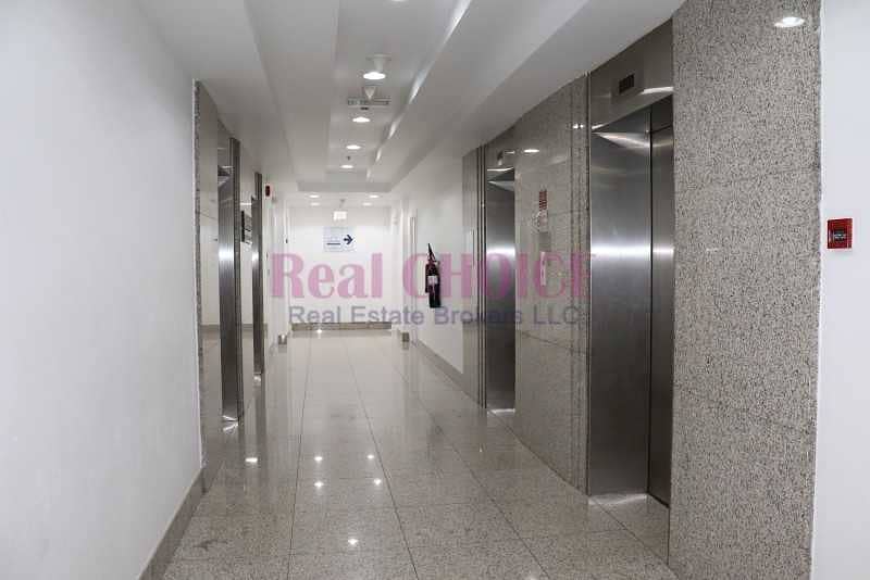 4 Fitted office with glass partitions in SZR