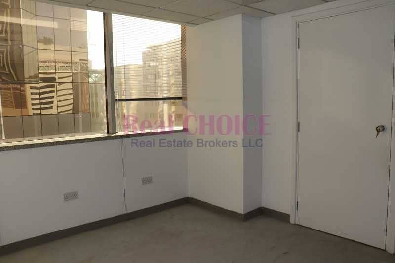 9 Fitted office with glass partitions in SZR