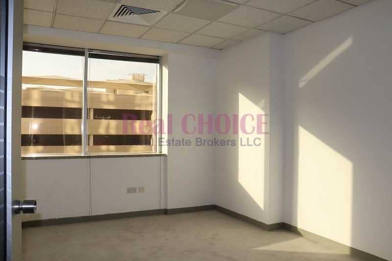12 Fitted office with glass partitions in SZR