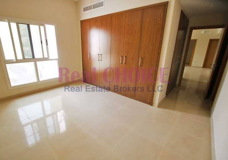 5 Spacious Layout 3BR Well Maintained Apartment