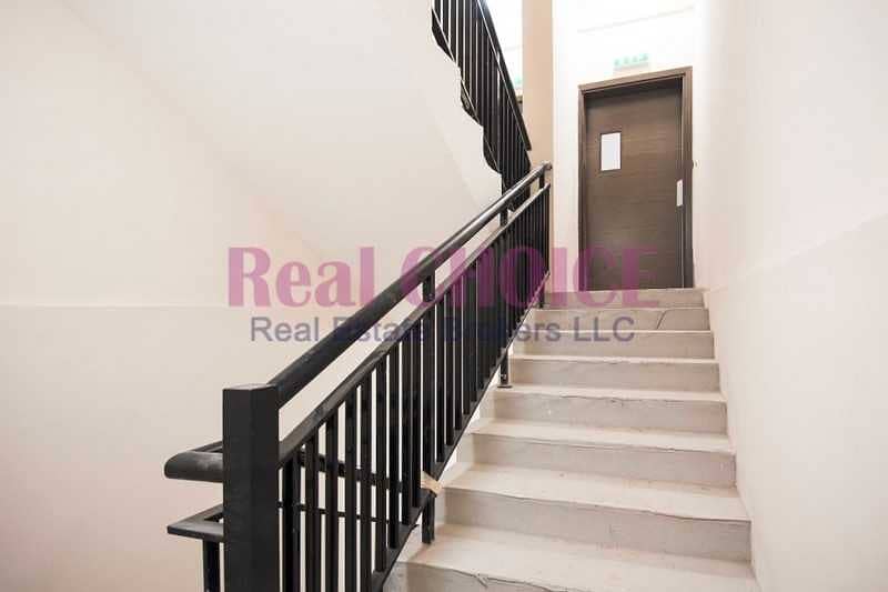 21 Spacious Layout 3BR Well Maintained Apartment