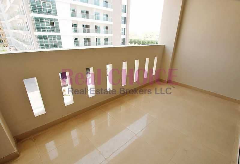 33 Spacious Layout 3BR Well Maintained Apartment