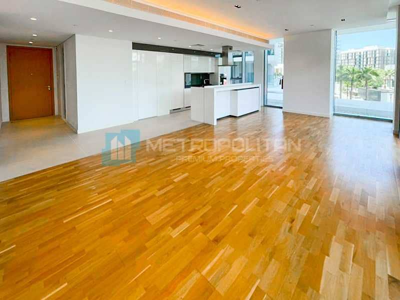 2 Cozy Home | Dubai Ain View | Wooden floor| Vacant