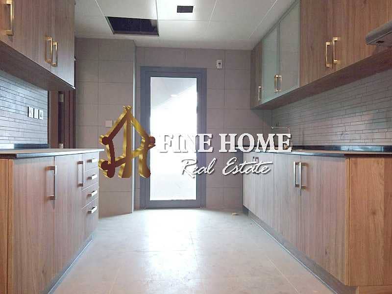 14 For Rent !! Amazing 3BHK with | Maid room |