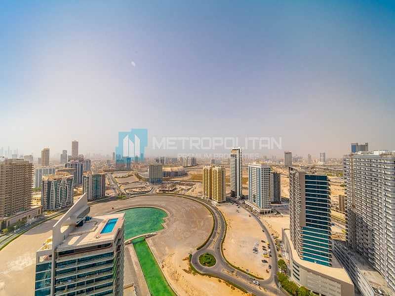 15 Exclusive | Furnished | Spacious | Canal View