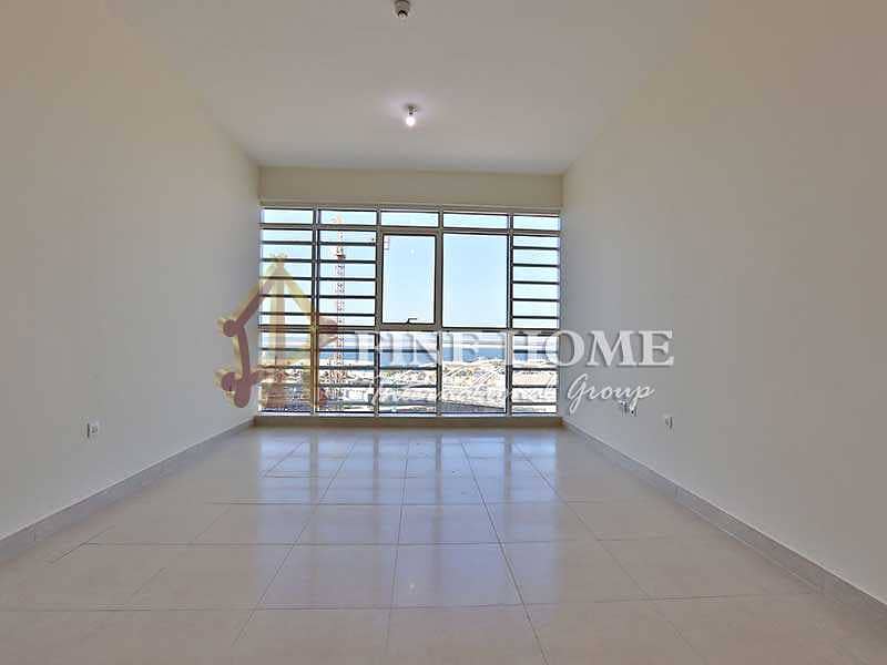 2 0 Commission | High-floor Studio with Sea view