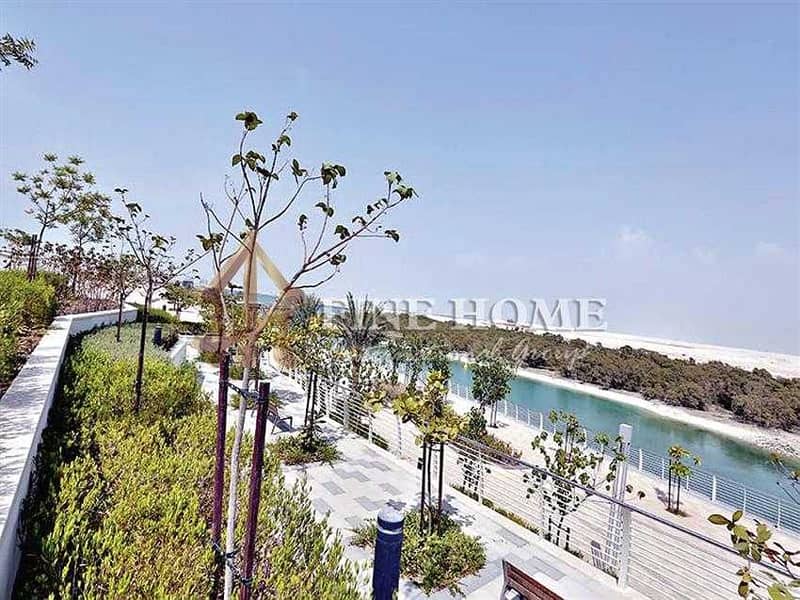 1BR. Apartment ! High Floor With Sea View 1BR. Apartment ! High Floor With Sea View