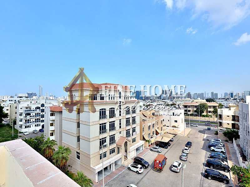 3 City View | 4BR with Maids Room + Balcony