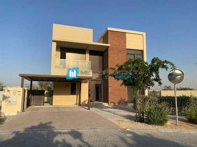 5 Bedroom Villa for Sale in DAMAC Hills (Akoya by DAMAC), Dubai - Huge Standalone 5 Bedroom plus Maid Villa 5 Bedroom Villa for Sale in DAMAC Hills (Akoya by DAMAC), Dubai - Huge Standalone 5 Bedroom plus Maid Villa