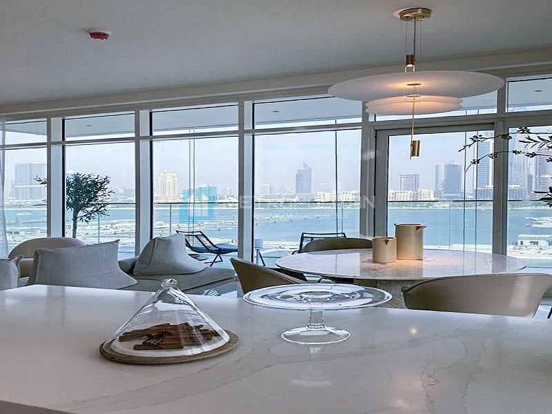 3 Magnificent View of the  Sea. Dubai Eye and Marina