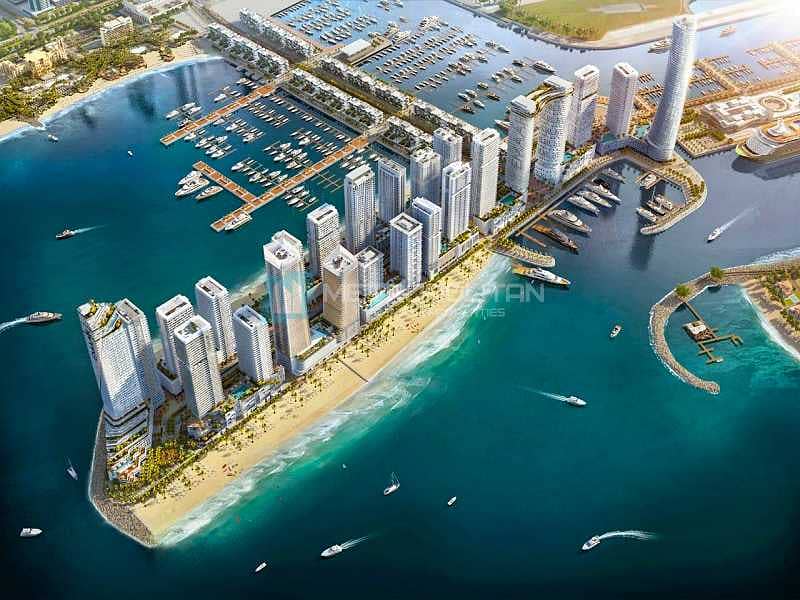10 Magnificent View of the  Sea. Dubai Eye and Marina