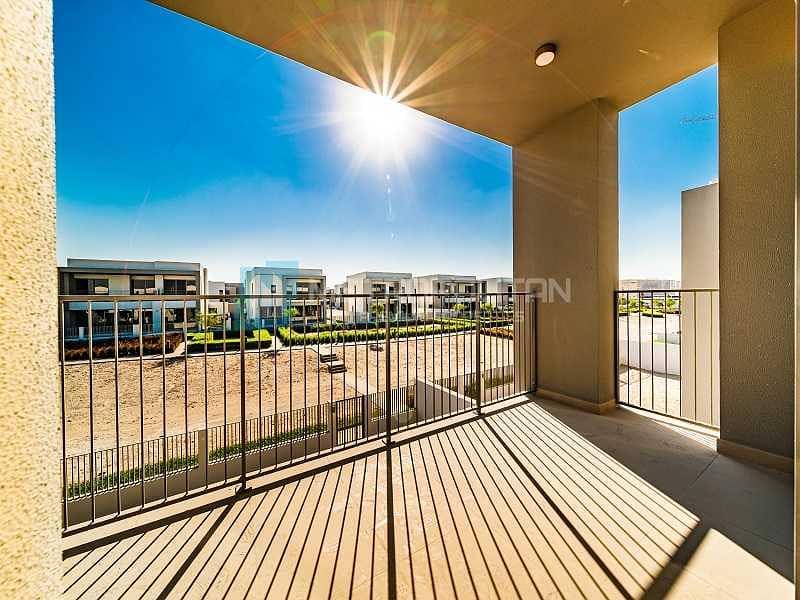 13 Incredibly Private | Sunset View | Bright Unit