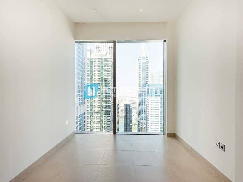 8 High Floor Apt| Spacious City View| Mint Condition