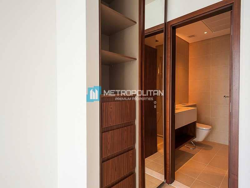 11 High Floor Apt| Spacious City View| Mint Condition