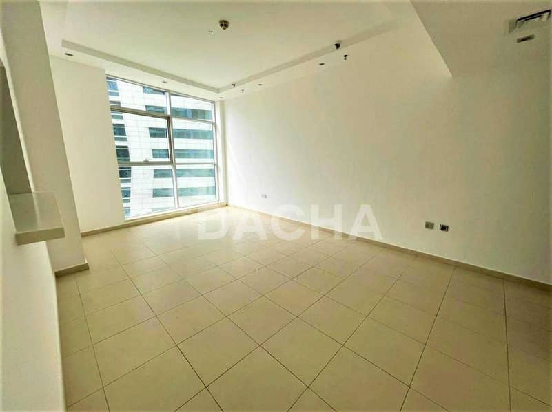 6 Beautiful view / Spacious unit / Two Balconies