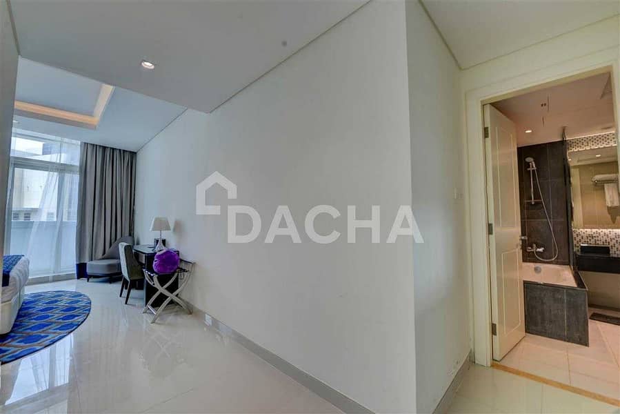 7 Spacious Large Style Apartment / Furnished / View Now