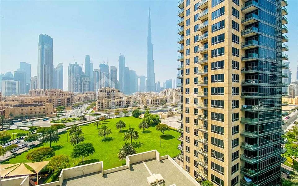 21 Burj Khalifa View / Chiller Free /Spacious