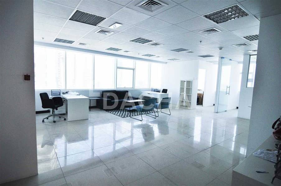 2 Fully fitted office / HDS Business Center / Vacant