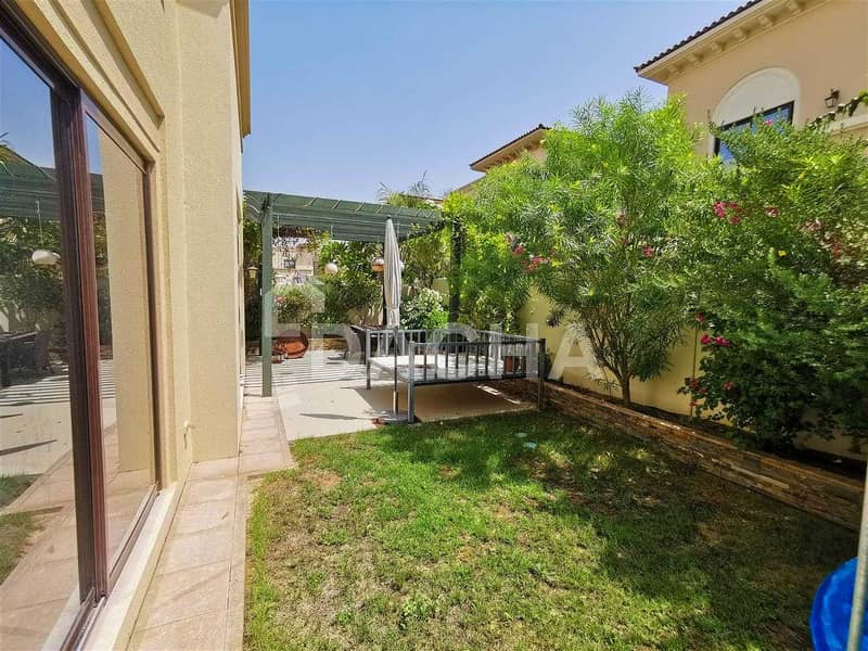 5 Type 6 / Beautiful Landscaping / 5 Bed
