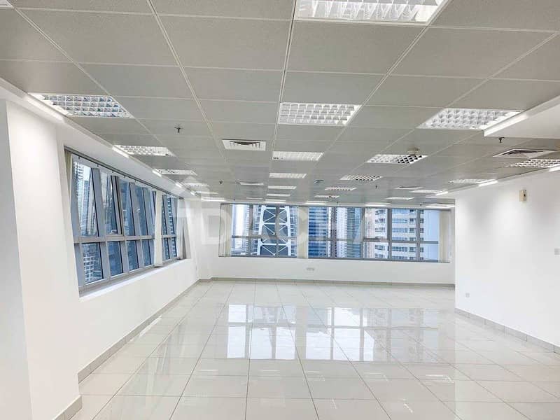 7 Fitted office / Chiller free / Open plan