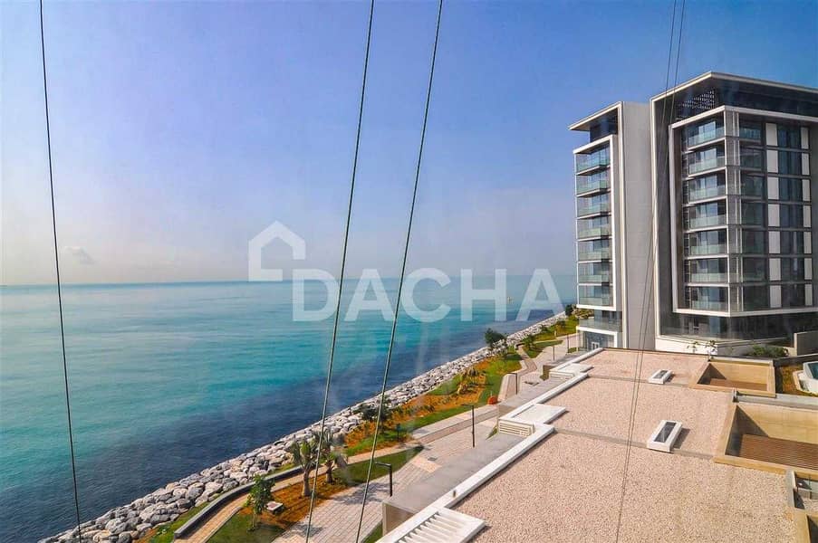 9 Luxury Living / 4 Br+Maids / Full Sea View