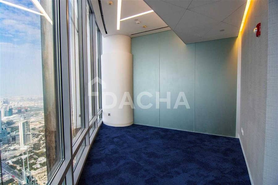 5 EXCLUSIVE FITTED OFFICE / Very High Floor
