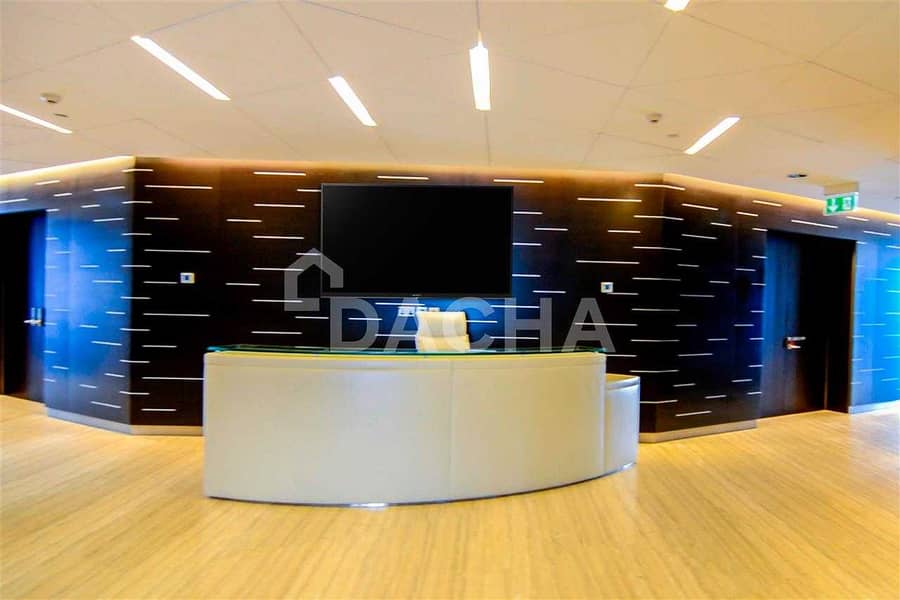 26 EXCLUSIVE FITTED OFFICE / Very High Floor